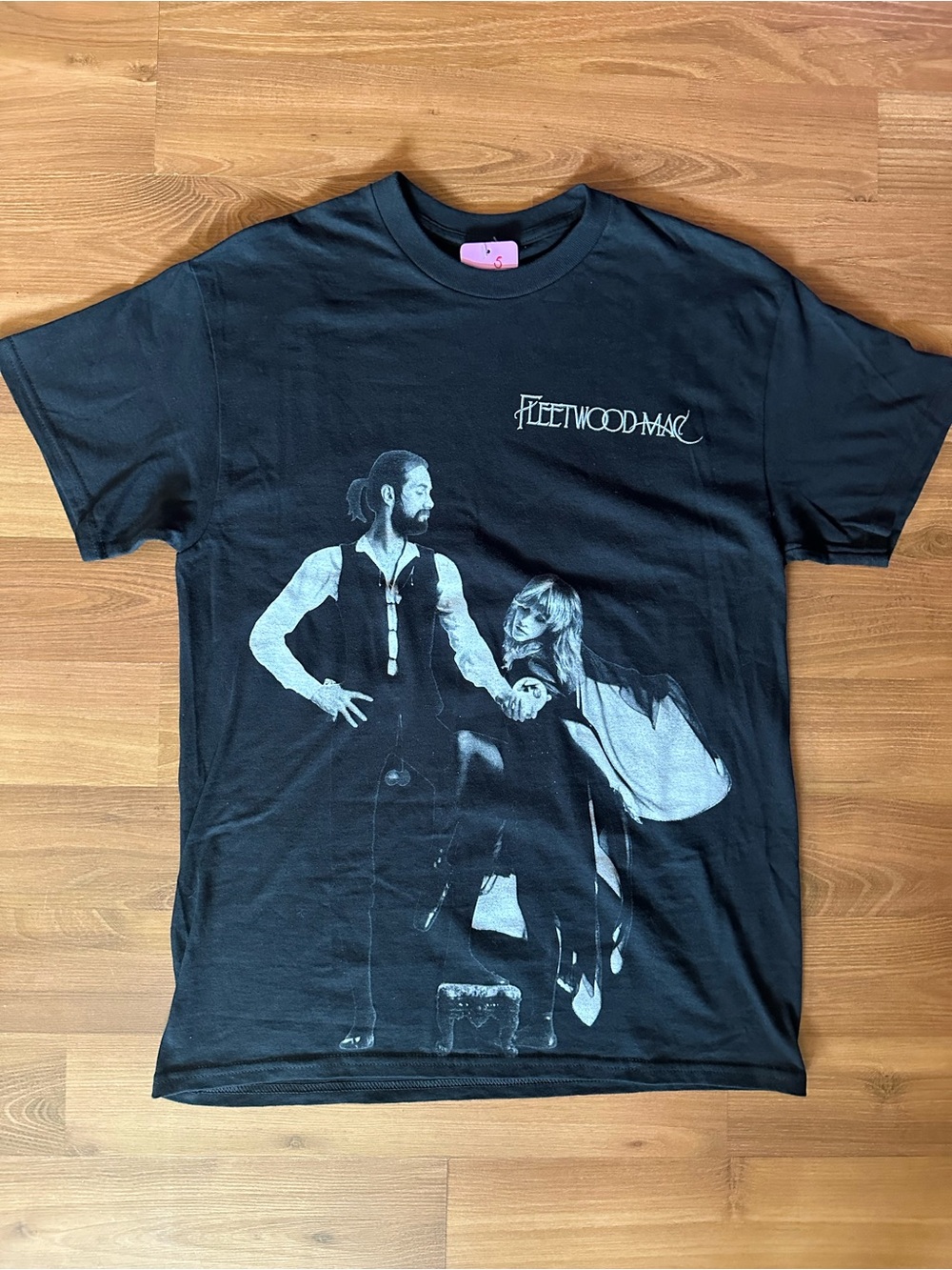 Hot Topic Black Fleetwood Mac Rumours Graphic Tee